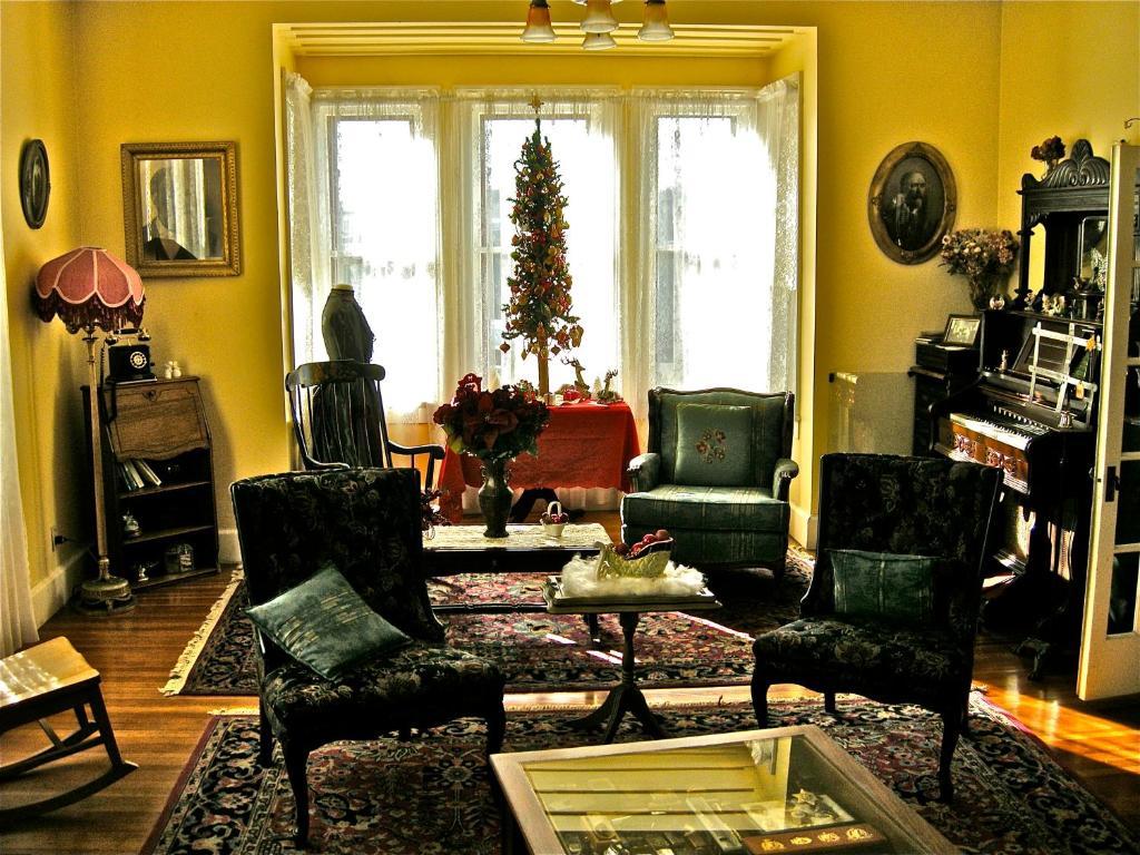 The Old Tower House Bed & Breakfast North Bend Eksteriør bilde