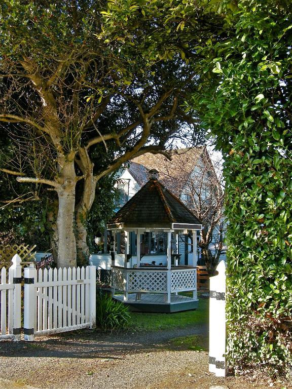 The Old Tower House Bed & Breakfast North Bend Eksteriør bilde